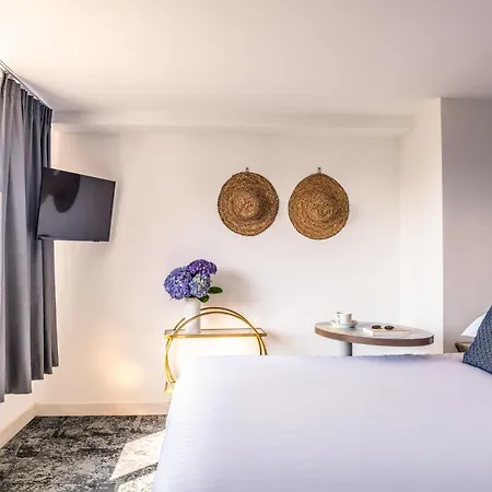 Hotell Le Lichen De La 3*