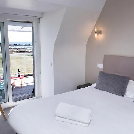 青苔海洋酒店 3*